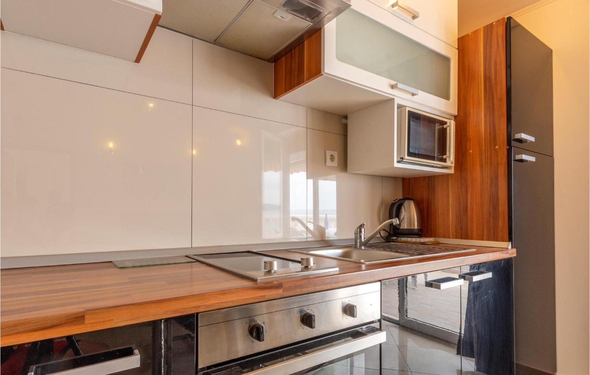 1 Bedroom Gorgeous Apartment In Jesenice Zewnętrze zdjęcie